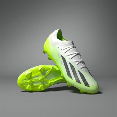 adidas calzado de fútbol.